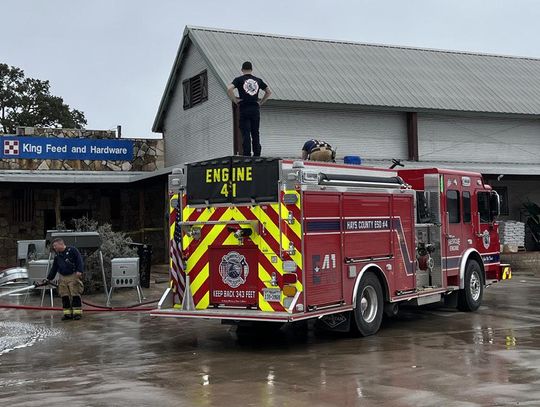 King Feed, oldest retail store in Wimberley, burns