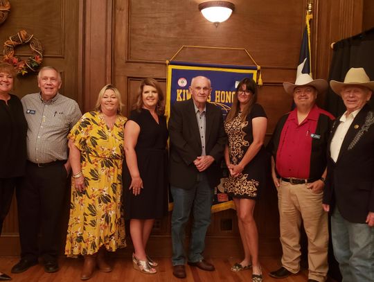 Kiwanis Club of San Marcos hosts annual banquet