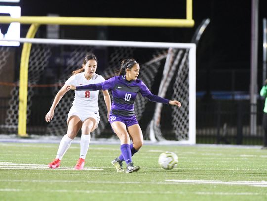 Lady Rattlers fall at home to New Braunfels Canyon