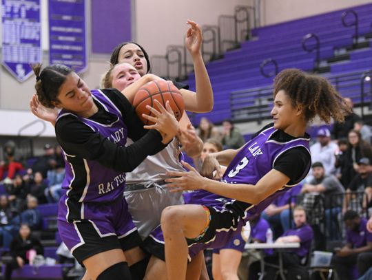 Lady Rattlers team chemistry leads to success during non-district play