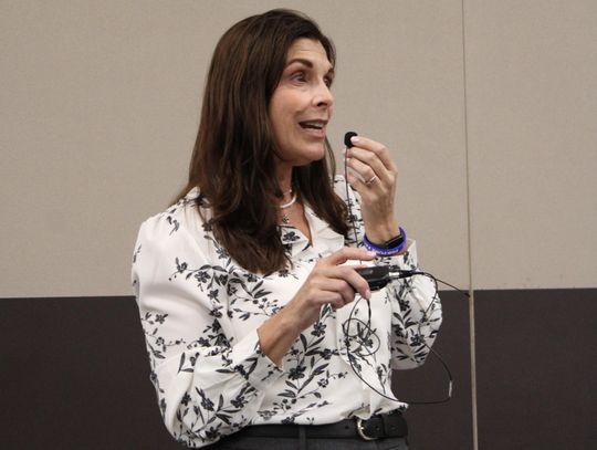 Lifelong learners plug into artificial intelligence