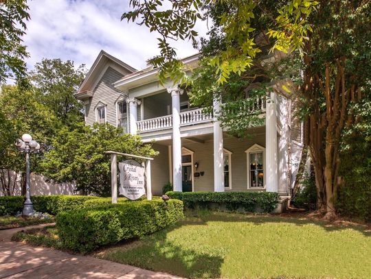 'LIGHTENING THE LOAD': Dillons sell two buildings at Crystal River Inn, set for tent sale