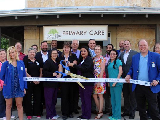 Live Oak Health Partners cut ribbon on new clinic