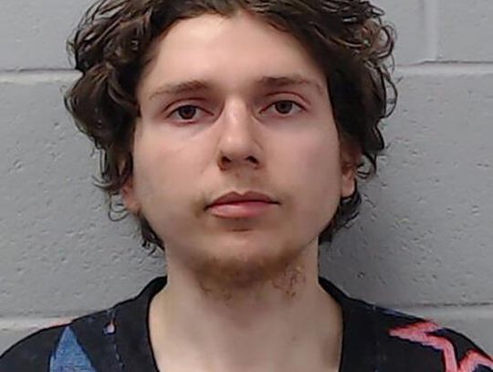 Llano deputies arrest Hays juvenile detention officer on child sexual assault charges