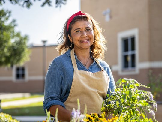 Local SMCISD teacher featured in H-E-B TV ad