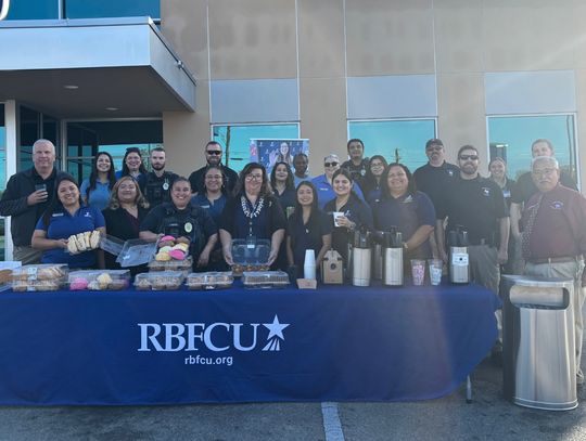Lockhart RBFCU hosts ‘Coffee with a Cop’
