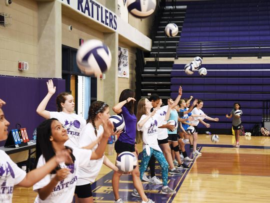 Moreno holds 15th annual  Junior Rattler Volleyball Camp