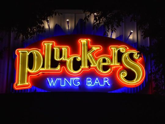 New Pluckers game night takes a twist on trivia
