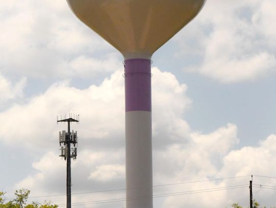 New water tower shows support for 'Rattler Nation'