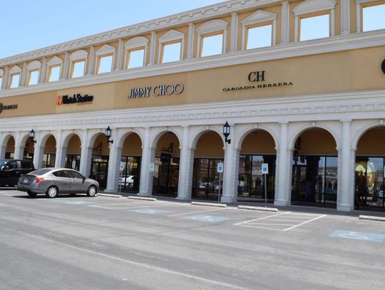 Premium Outlets invites locals to shop & save