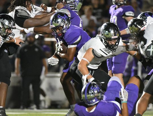 Rattlers back in postseason despite hard fought loss to Cibolo Steele
