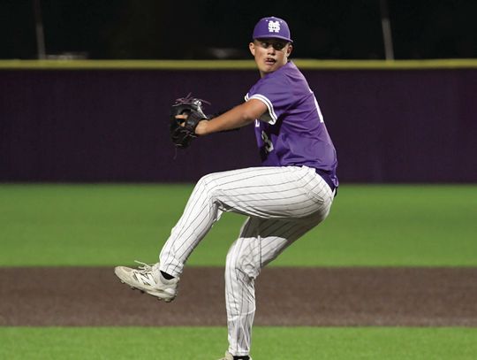 Rattlers battle Medina Valley in Bi-District