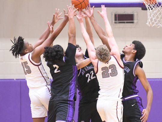 Rattlers compete at San Marcos Holiday Classic