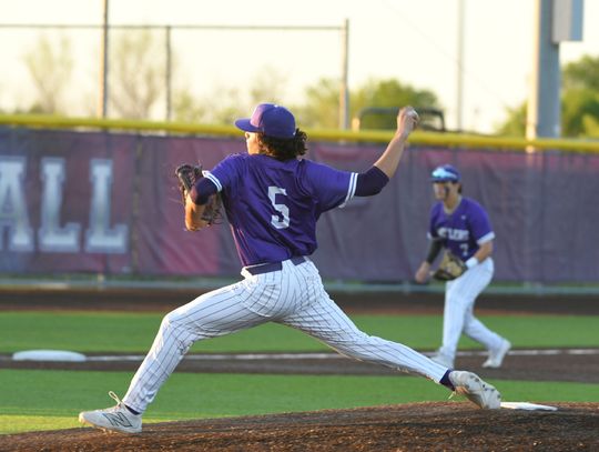 Rattlers drop Game 2 to split series with Steele