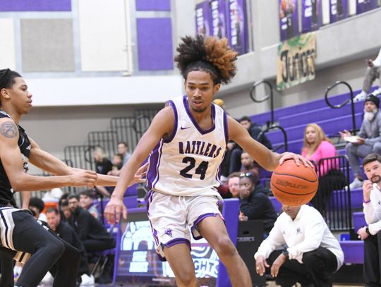 Rattlers fall to No. 9 Steele