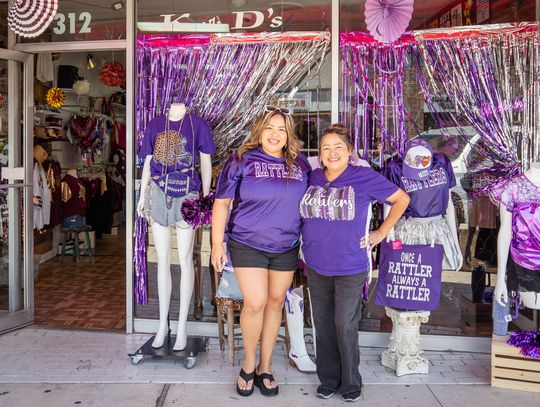 Rattlers kick off Homecoming with downtown parade