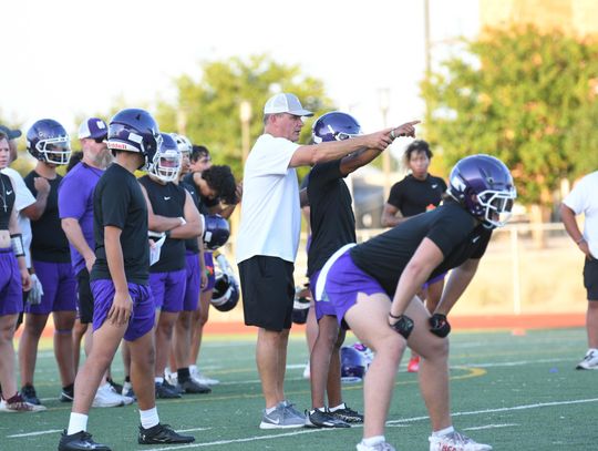 RATTLERS PUT ON PADS