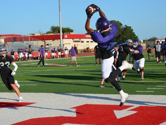 Rattlers scrimmage United South, shift season opener focus vs Hutto