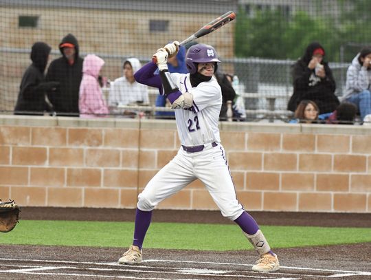 Rattlers season ends against Medina Valley in thrilling series