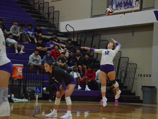 Rattlers sweep Austin Eastside for first home win of season