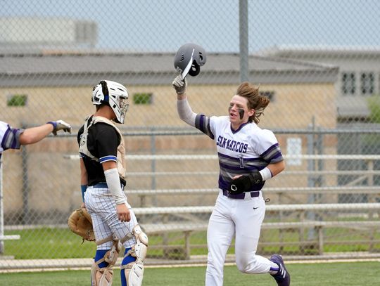 Rattlers sweep Unicorns under stormy skies