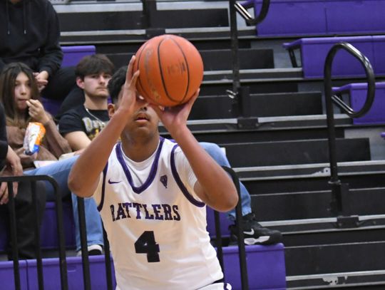 Rattlers upset No. 21 Cibolo Steele in final home game