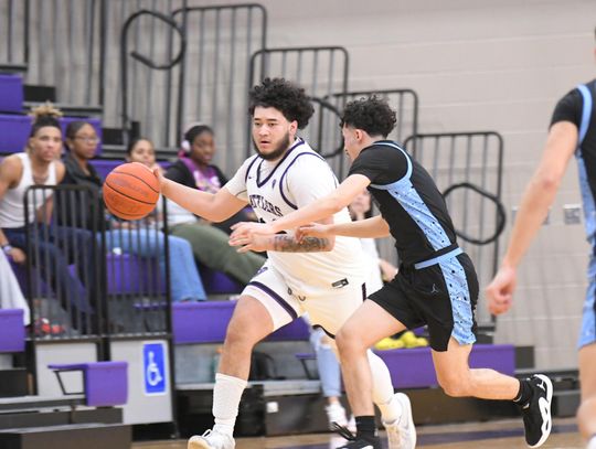 Rattlers win final non-district game of season over United South