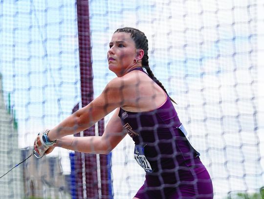 Roberts captures bronze in hammer