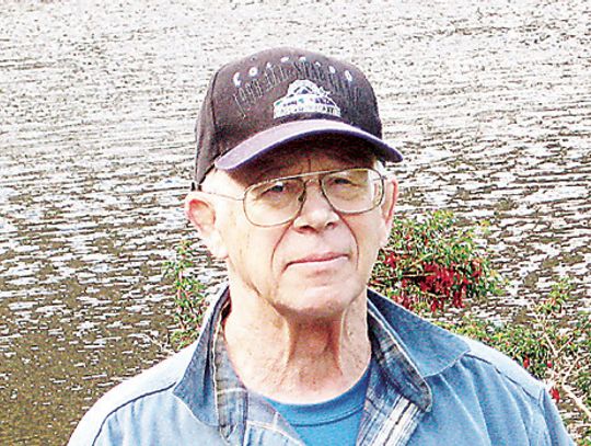 Running with Moe: Minimalist shoes vs. maximalist shoes