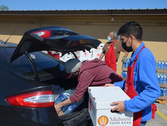 Salvation Army San Marcos helps distribute food, water