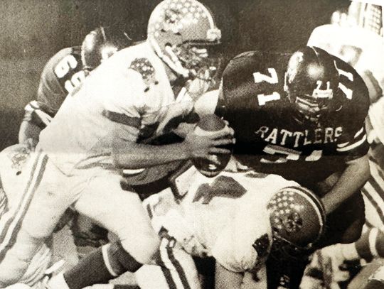 San Marcos and Hays battle for district crown in of front 16,300