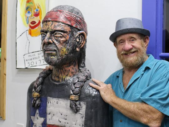 Billy Ray Mangham, Willie nelson, san marocs, art, ceramics