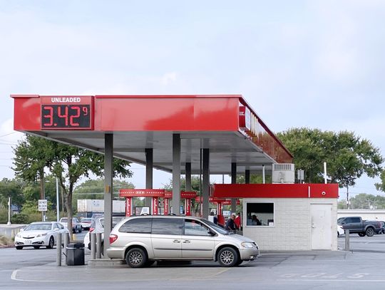 San Marcos/Austin area continues to see decline in average gas price