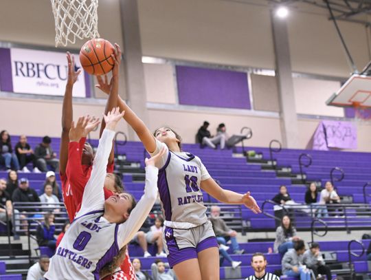 San Marcos can’t overcome slow start against Converse Judson 