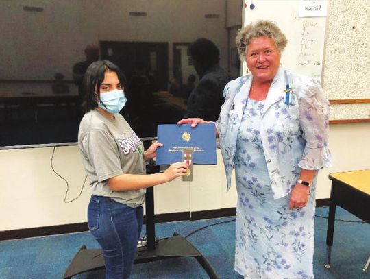 San Marcos Chapter of Daughters of the American Revolution award local students with National Defense medals