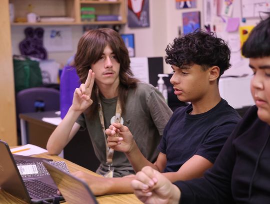 San Marcos CISD continues classroom phone ban