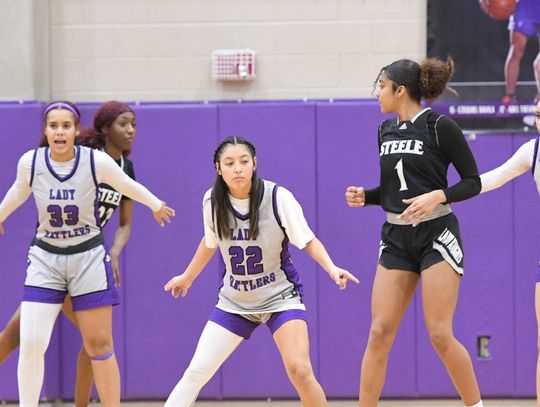 San Marcos defeats Schertz Clemens for final home win