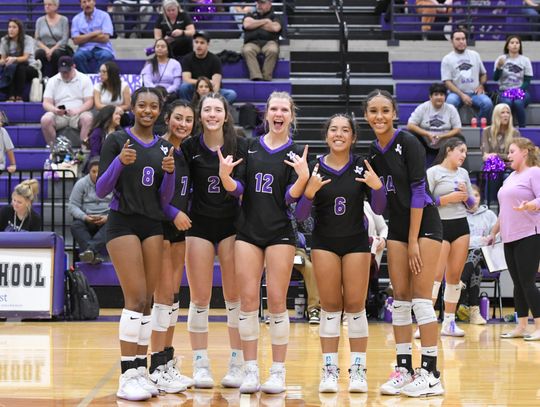 San Marcos dominates Judson on senior night with 3-0 sweep