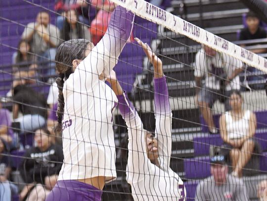 San Marcos falls to Austin Anderson 3-1