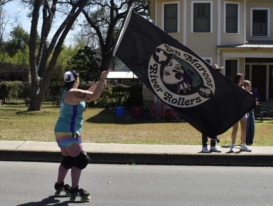 San Marcos River Rollers announce game, toy drive