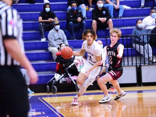 San Marcos stays focused, powers past Austin High for 76-34 victory