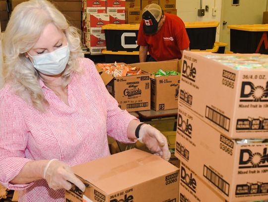 School Fuel volunteers help feed students