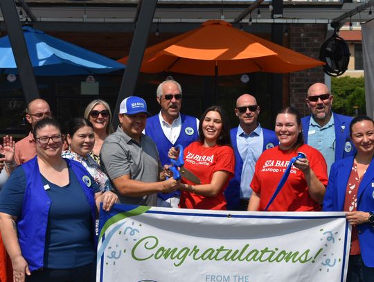 SEA BARRA OPENS, The Amillano family brings fresh Pacific Coast seafood to San Marcos