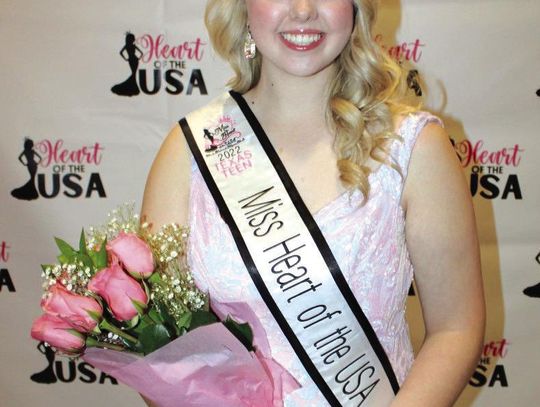 SMA senior ends year-long reign as Texas Teen Miss Heart of the USA