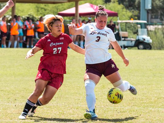 Soccer plays to draw at Coastal Carolina