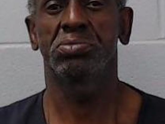 Melvin George Nicholas Jr., Econo Lodge Hotel