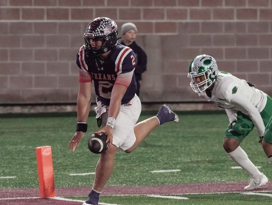 Texans knockout Gobblers to advance to fourth round