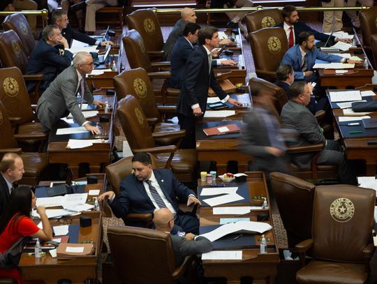 Texas Gov. Greg Abbott could be upsetting balance of powers with threat to veto Texas Legislature’s pay