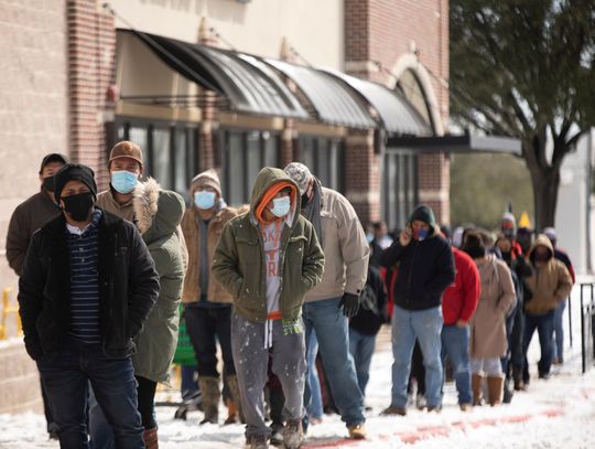 Texas governor’s emergency powers during pandemics would be curbed under bill advanced in House