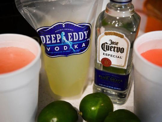 Alcohol to go, Texas, House Bill 1024, Texas Legislature, TXlege, Texas Tribune, San Marcos News, San Marcos Record